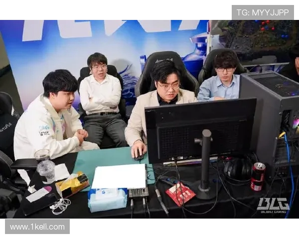 TES与BLG激战正酣 谁能笑到最后决战LPL季后赛首轮胜利归属