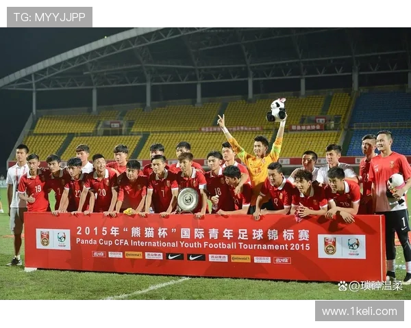 上海海港迎战成都蓉城强强对话揭幕中超焦点巅峰对决