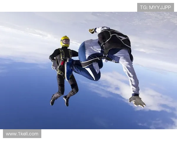 成都极限运动队创下耐力新纪录引领极限运动新潮流