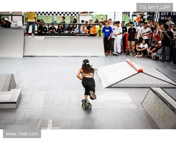 成都滑板队防守分析:优缺点与提升空间探讨 成都滑板队防守分析:优缺点与提升空间探讨