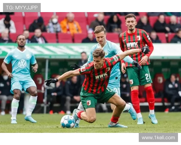 利物浦迎战奥格斯堡期待精彩对决两队球迷齐聚一堂共襄盛举